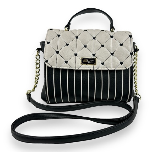 Betsey Johnson Cross Body Purse - Picture 1 of 8